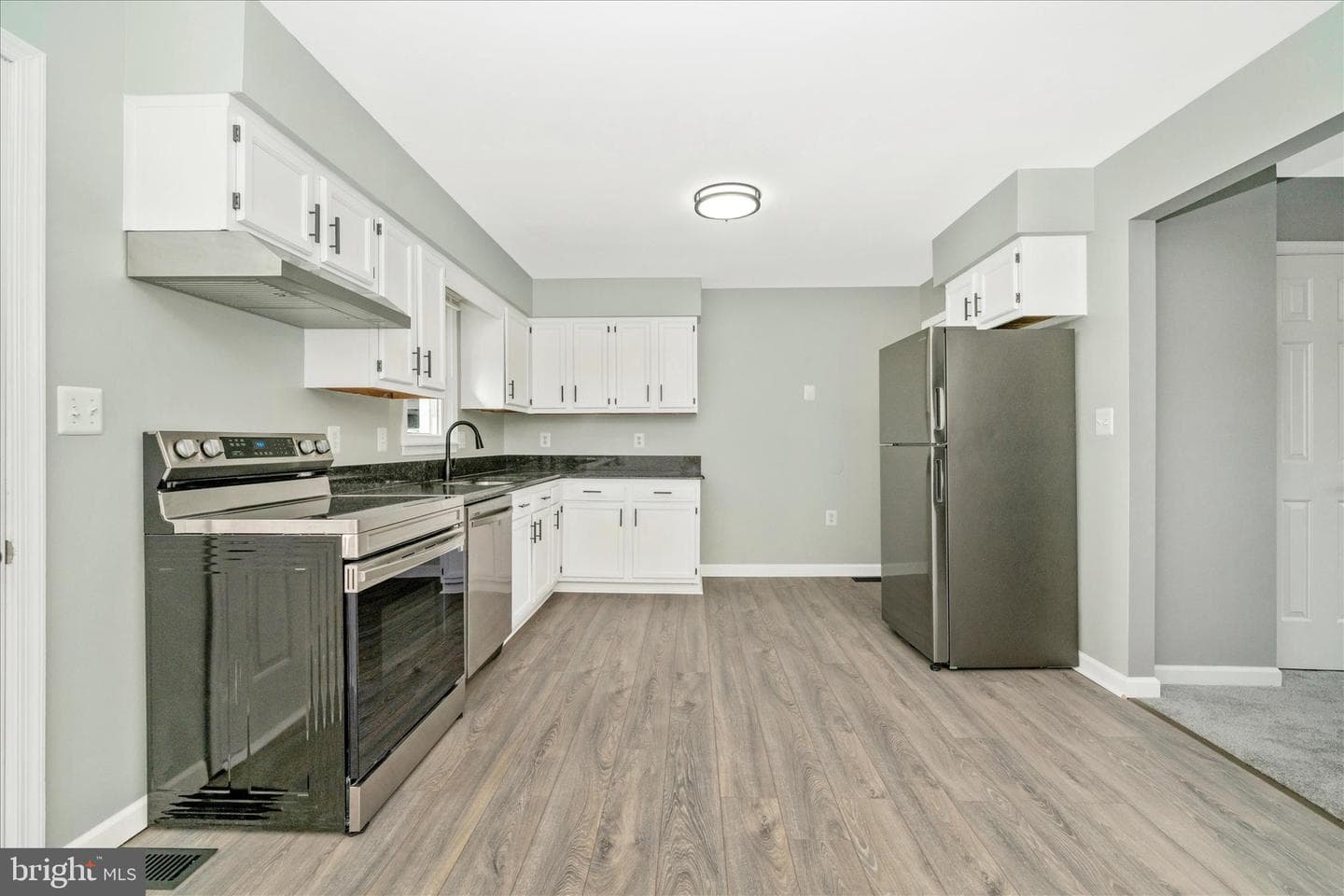 412 Windy Knoll Drive photo 57