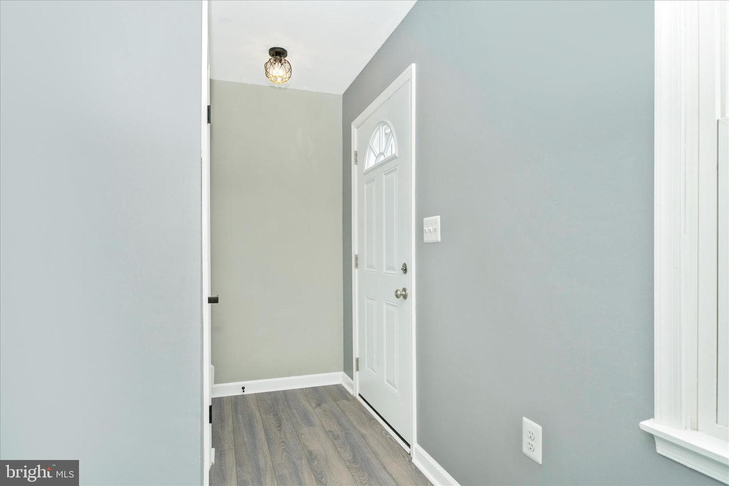 412 Windy Knoll Drive photo 9