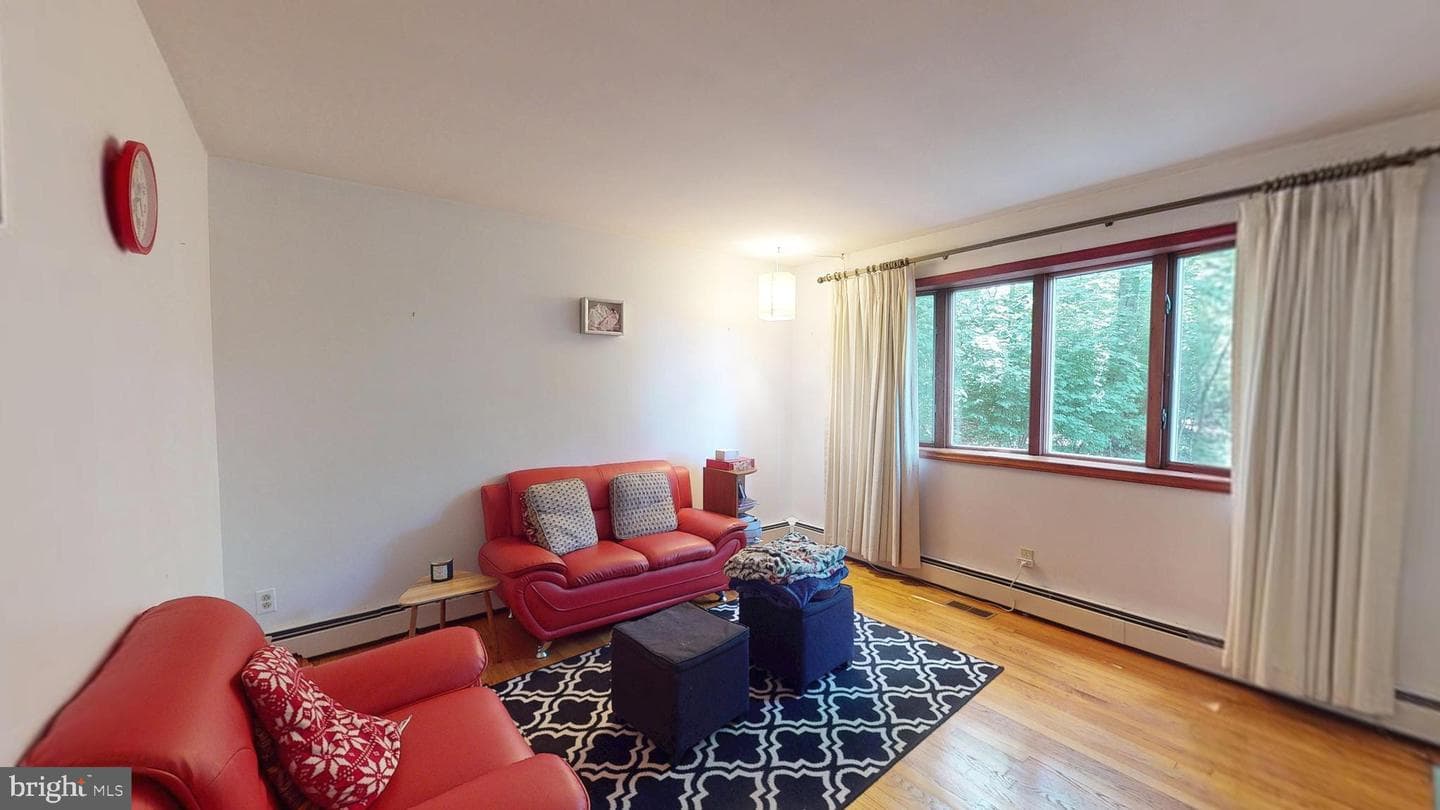 6441 Woodbine Road photo 24