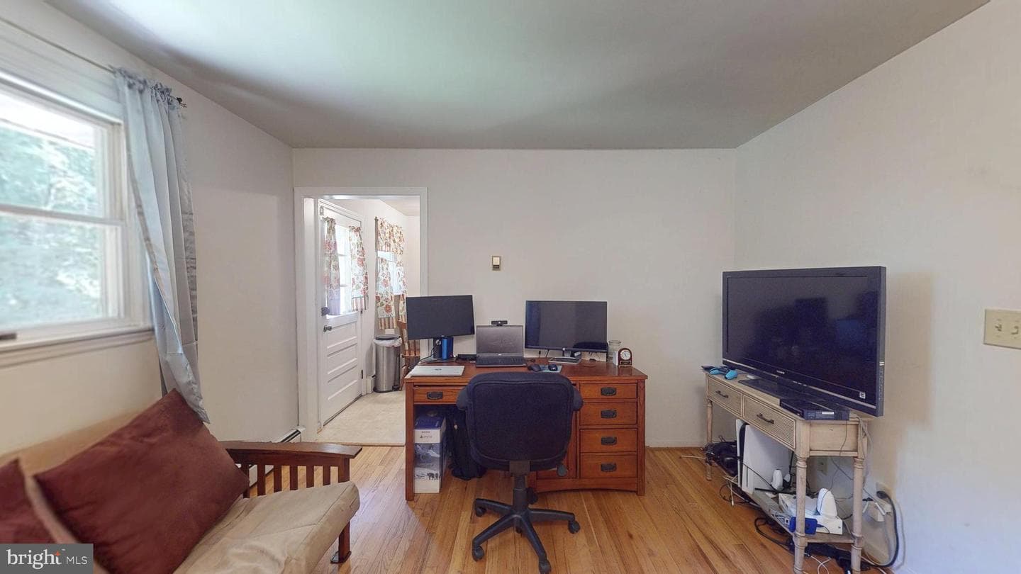 6441 Woodbine Road photo 31