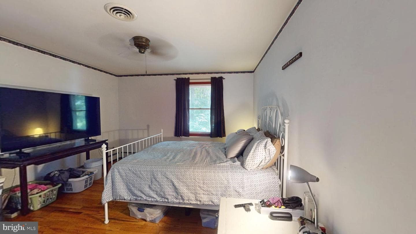 6441 Woodbine Road photo 32