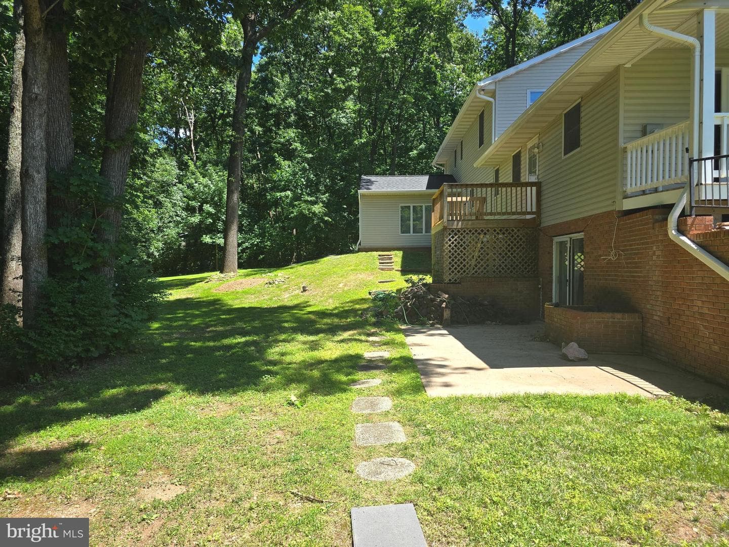 6441 Woodbine Road photo 54