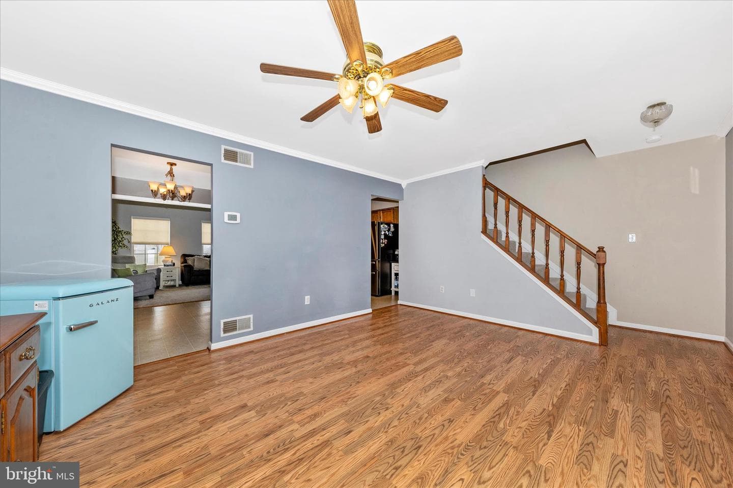 3240 Maiden Lane photo 7