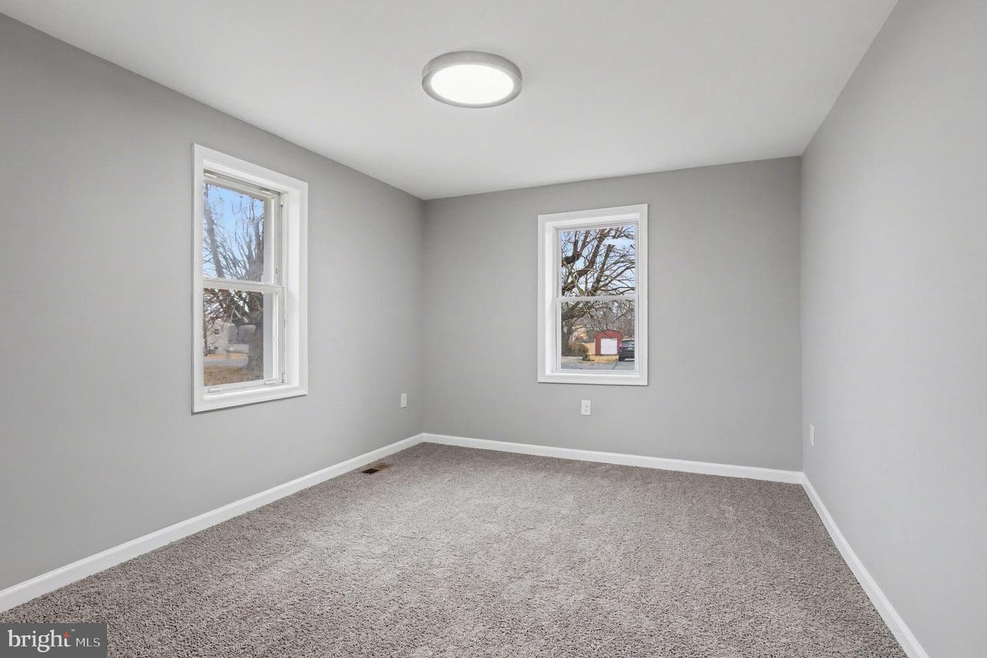 413 Obrecht Road photo 21