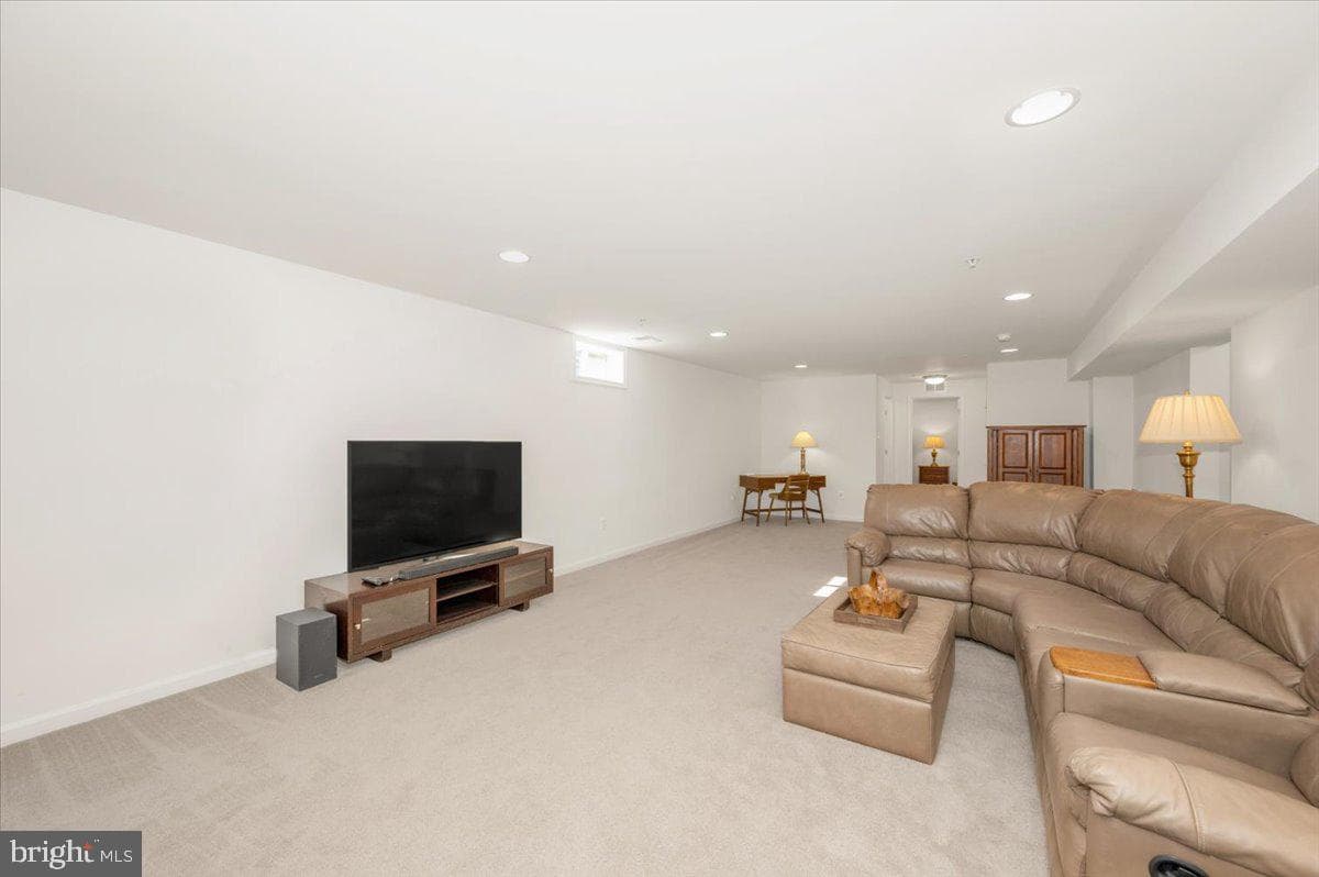 971 Erna Drive photo 65