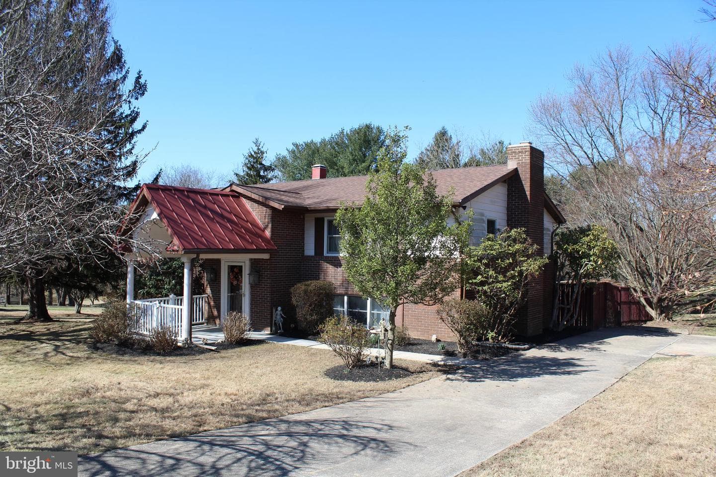 4402 Klee Court photo 2