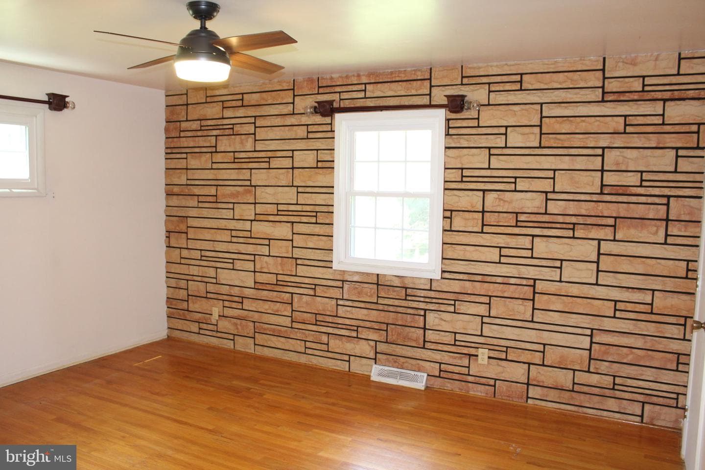4402 Klee Court photo 37