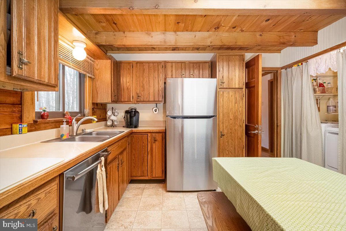 2324 Carrollton Road photo 15