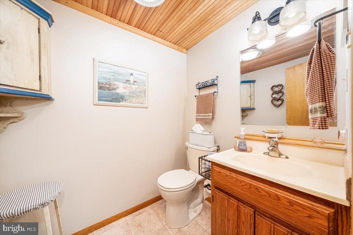 2324 Carrollton Road photo 18