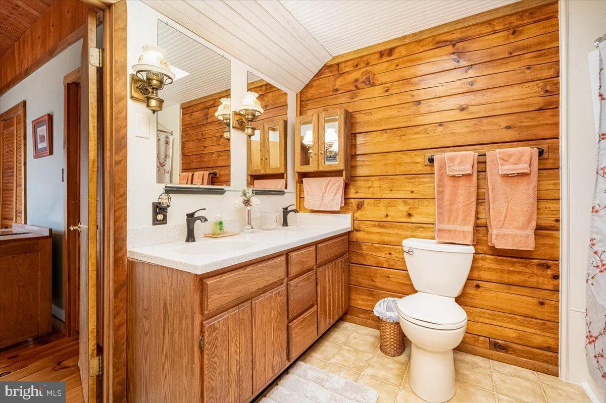 2324 Carrollton Road photo 35