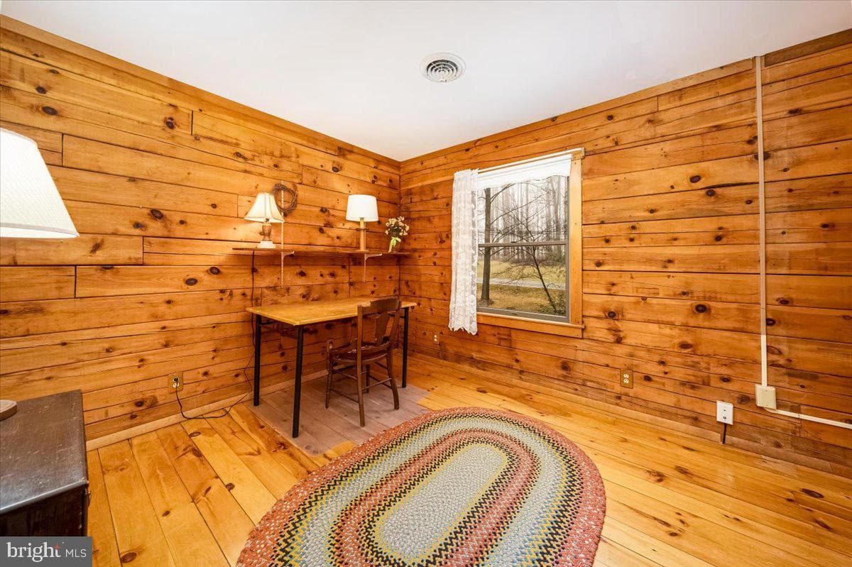 2324 Carrollton Road photo 42
