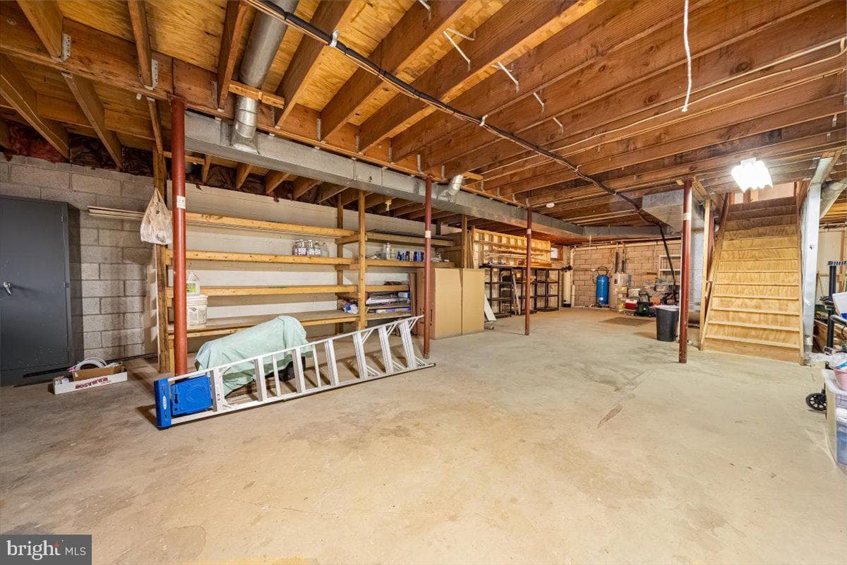 2324 Carrollton Road photo 48