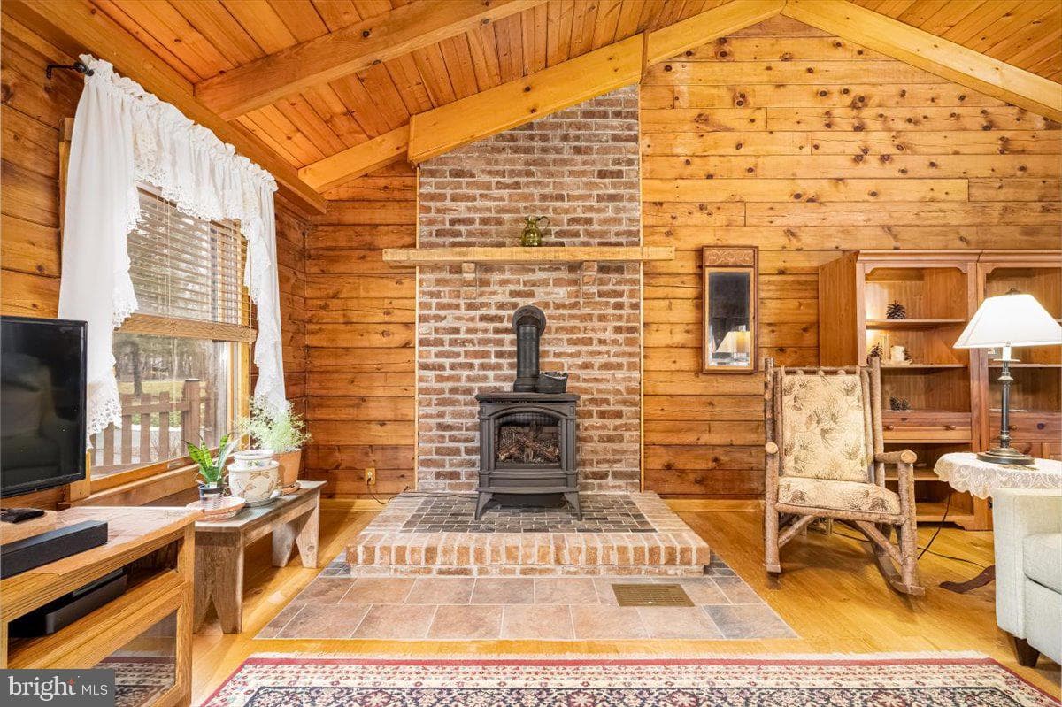 2324 Carrollton Road photo 8