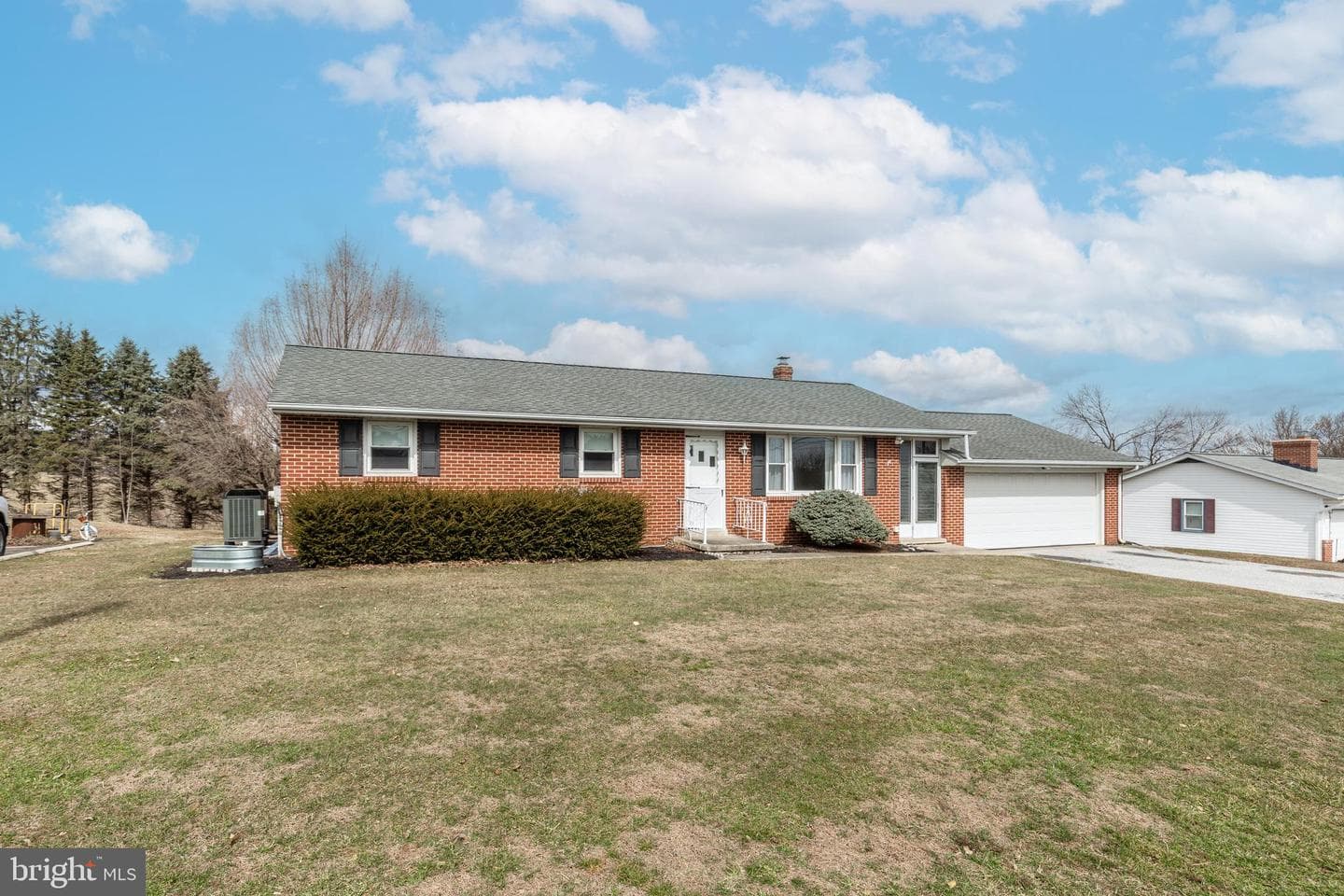 3284 Charmil Drive photo 43