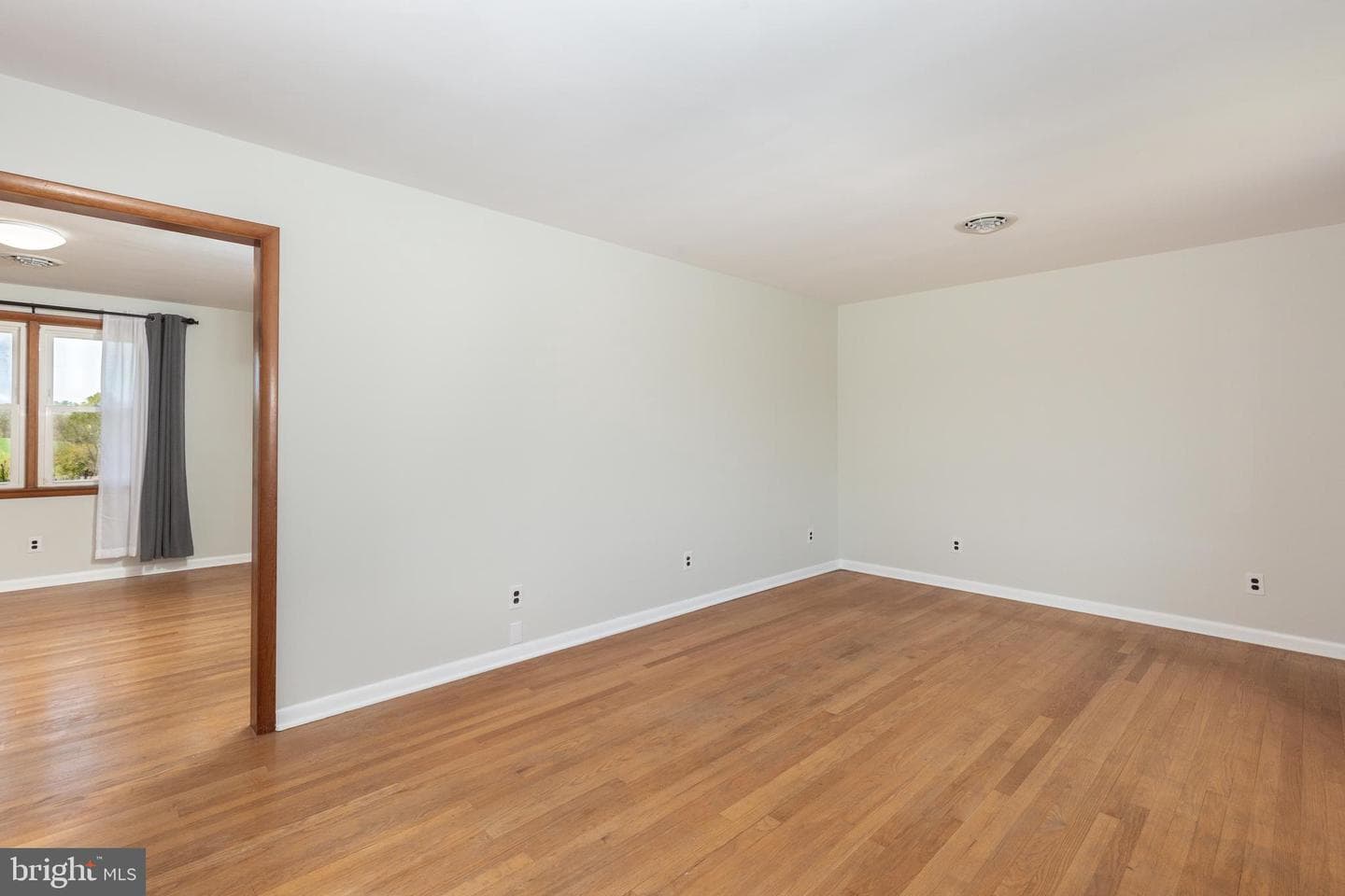 3284 Charmil Drive photo 9