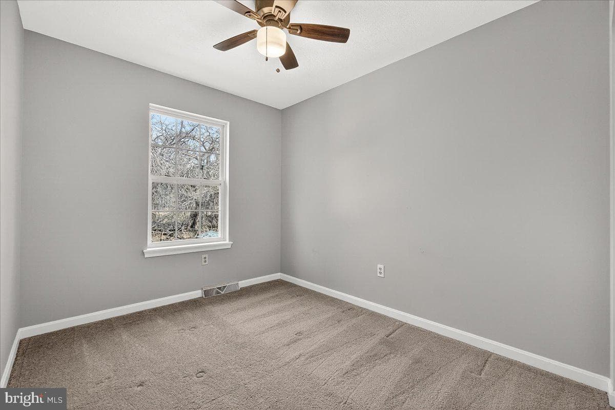 6338 Jacobs Court photo 23