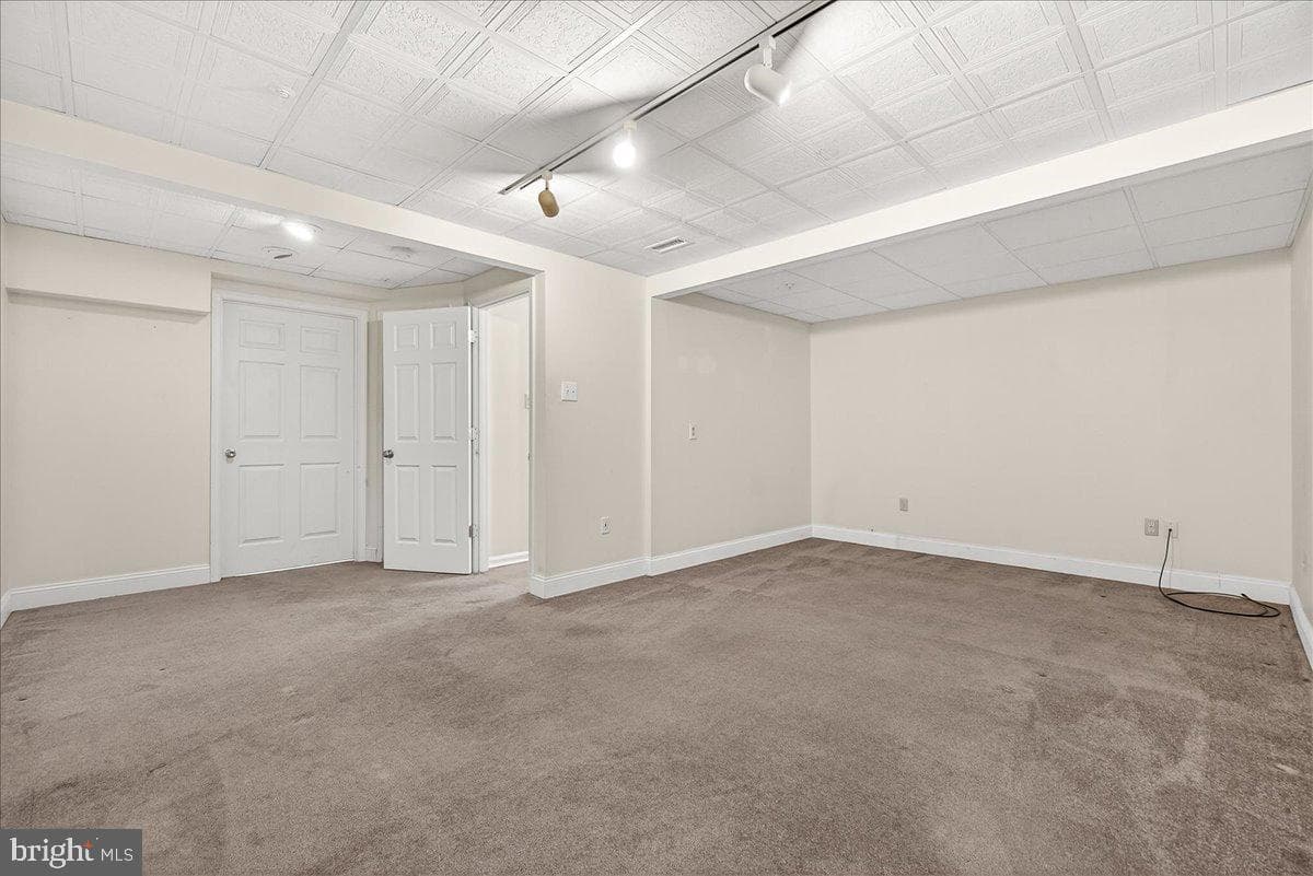 6338 Jacobs Court photo 30