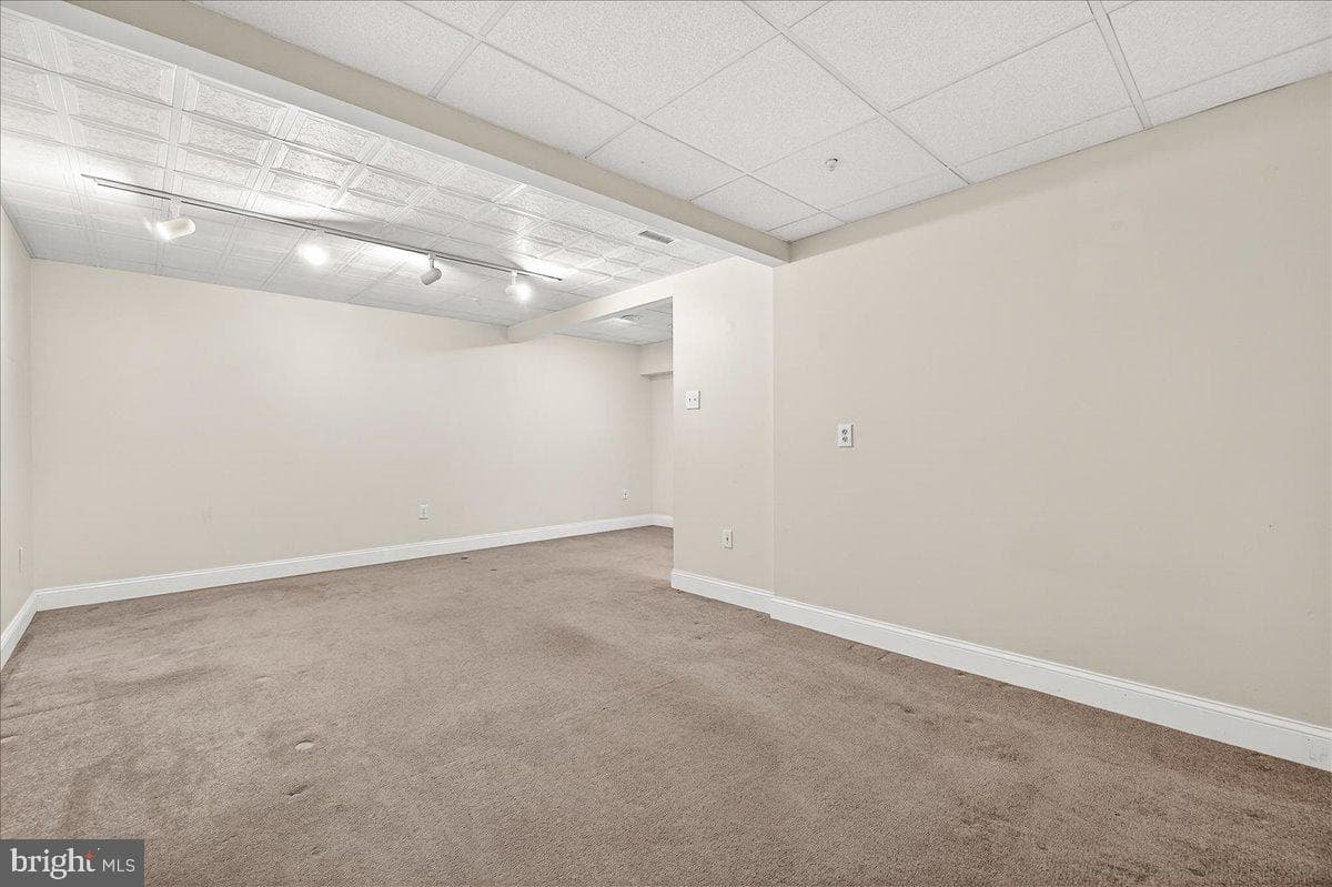 6338 Jacobs Court photo 32