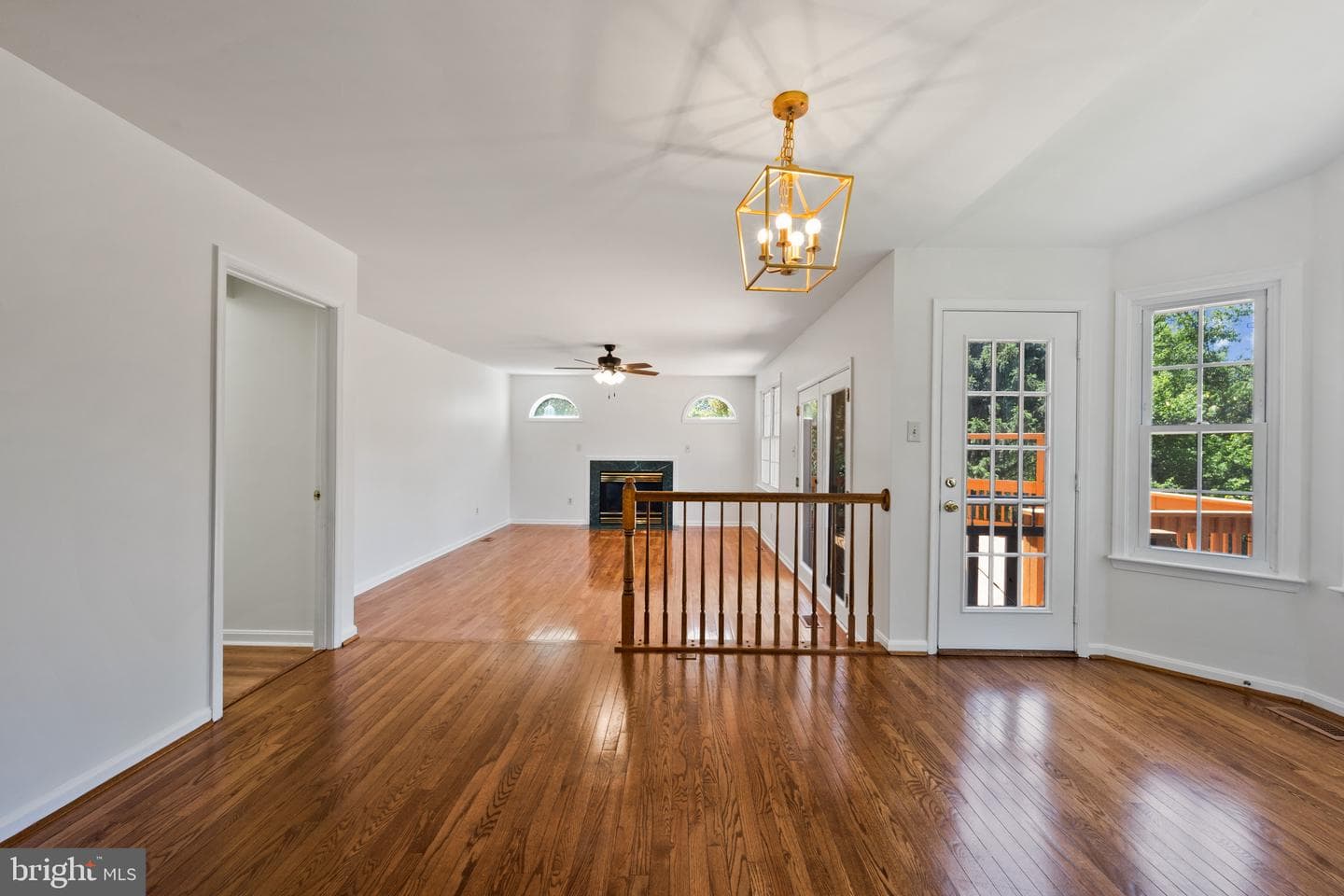 1003 Gleneagle Court photo 10