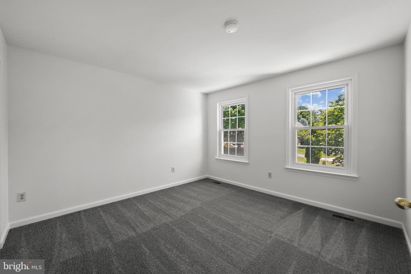 1003 Gleneagle Court photo 21