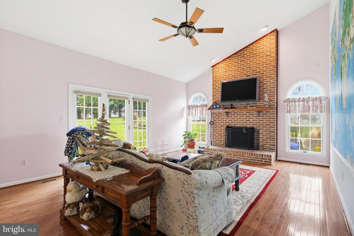 2021 Sherlock Holmes Street photo 10