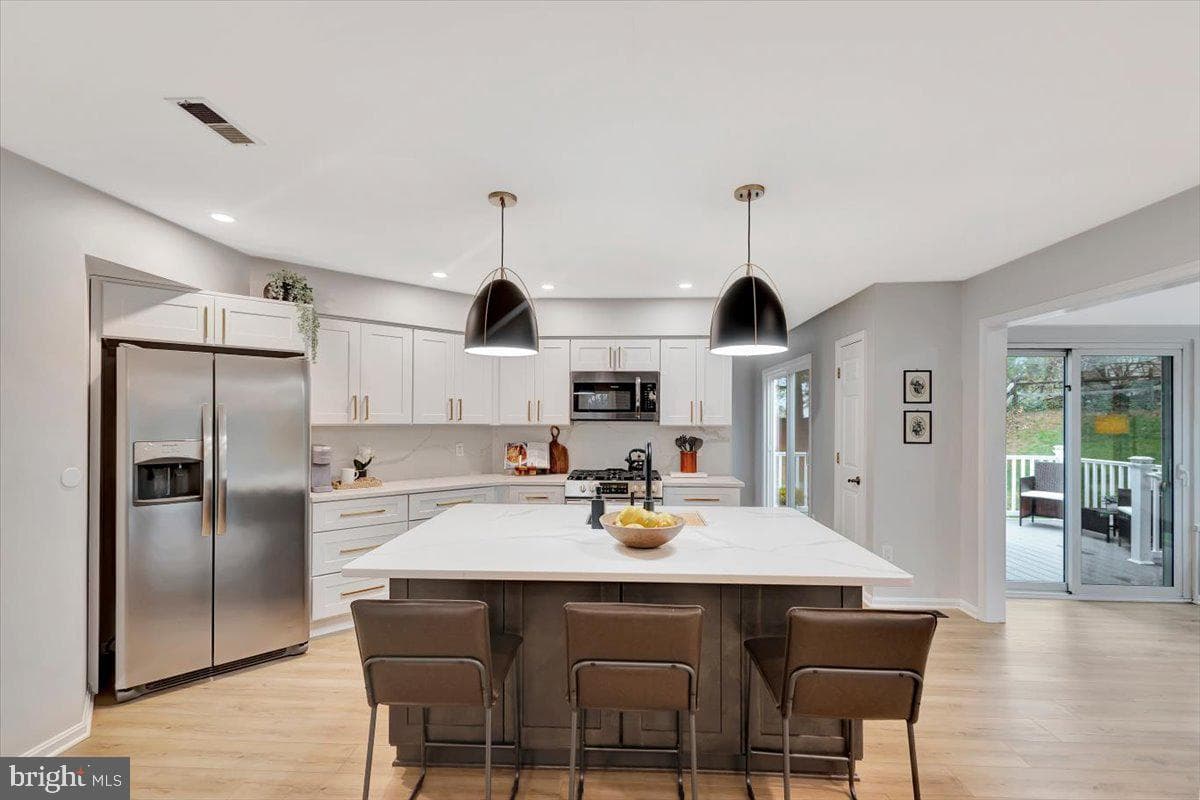 1111 Canon Way photo 3