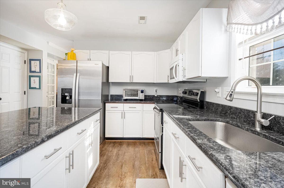 43 Bancroft Street photo 17