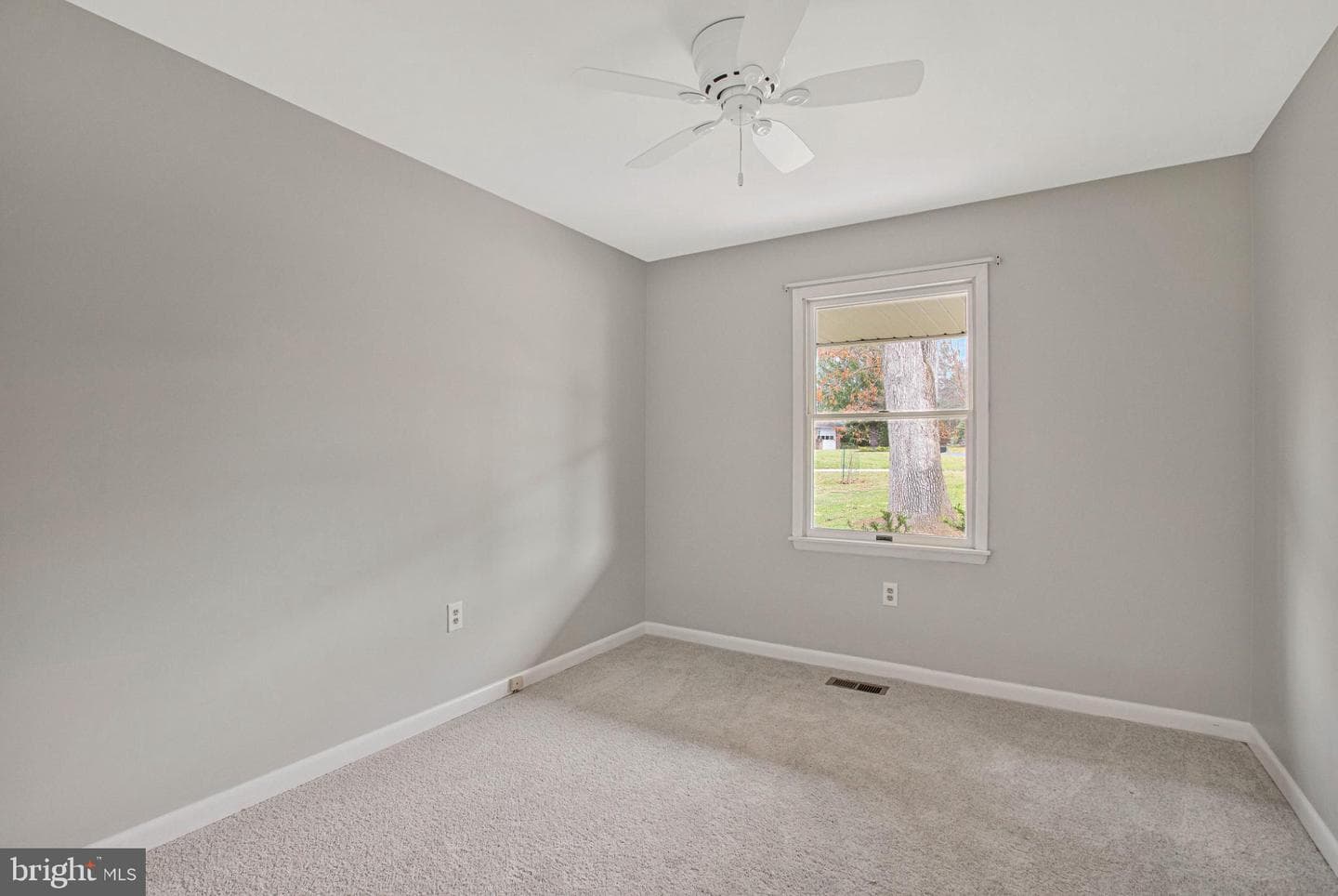 5205 Gate House Court photo 20