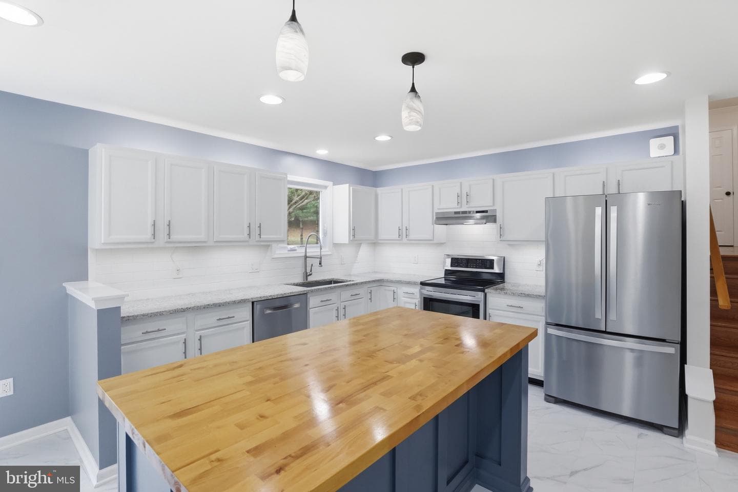 1205 Fairway Drive