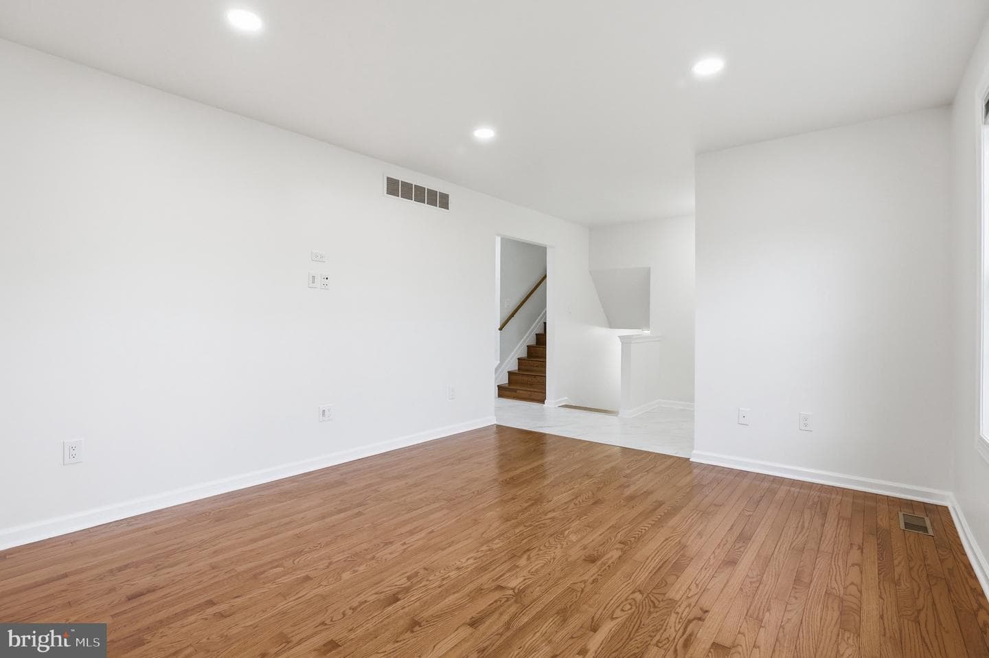 1205 Fairway Drive photo 8