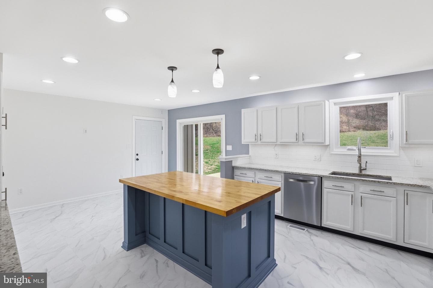 1205 Fairway Drive photo 9