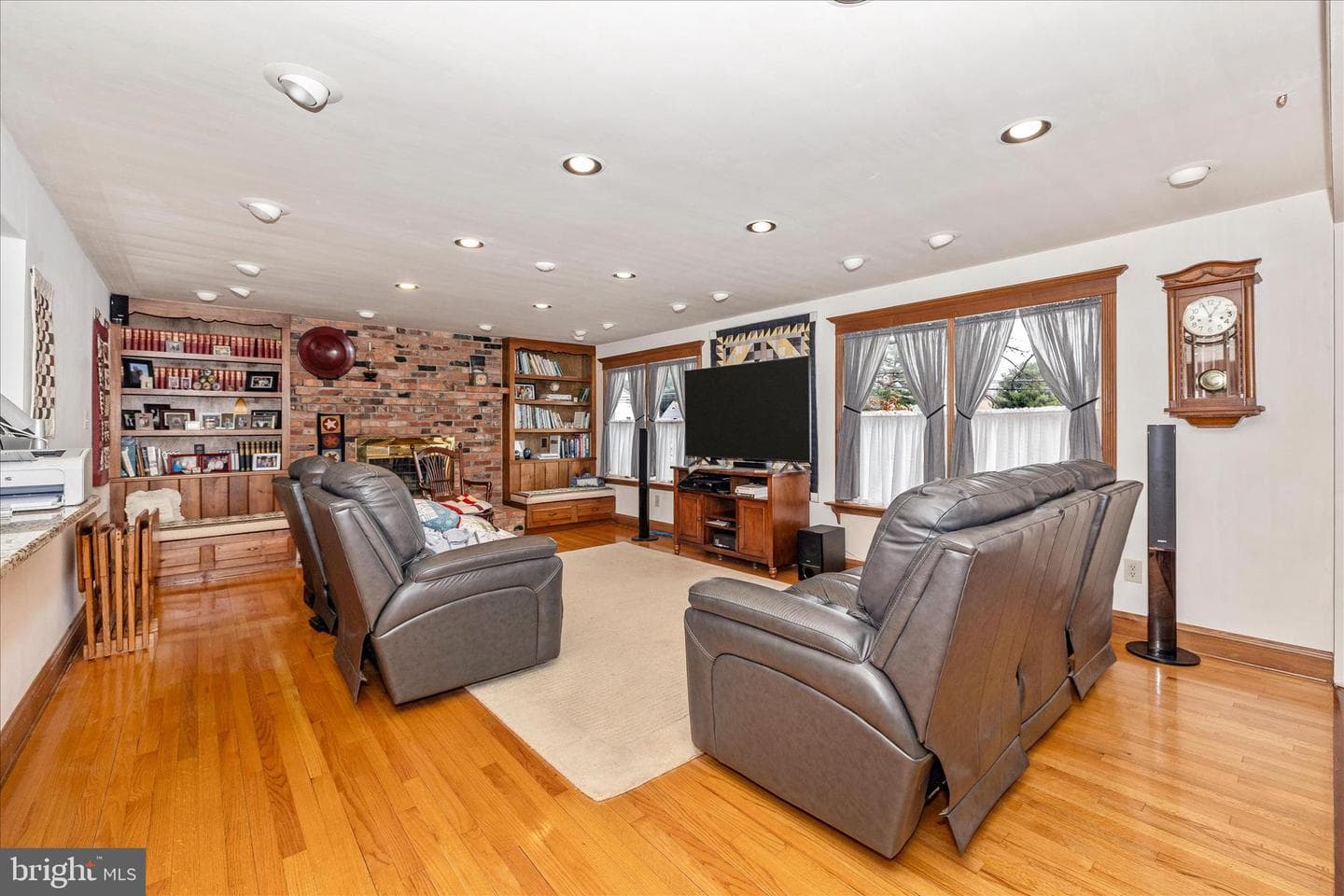 806 Park Avenue photo 35