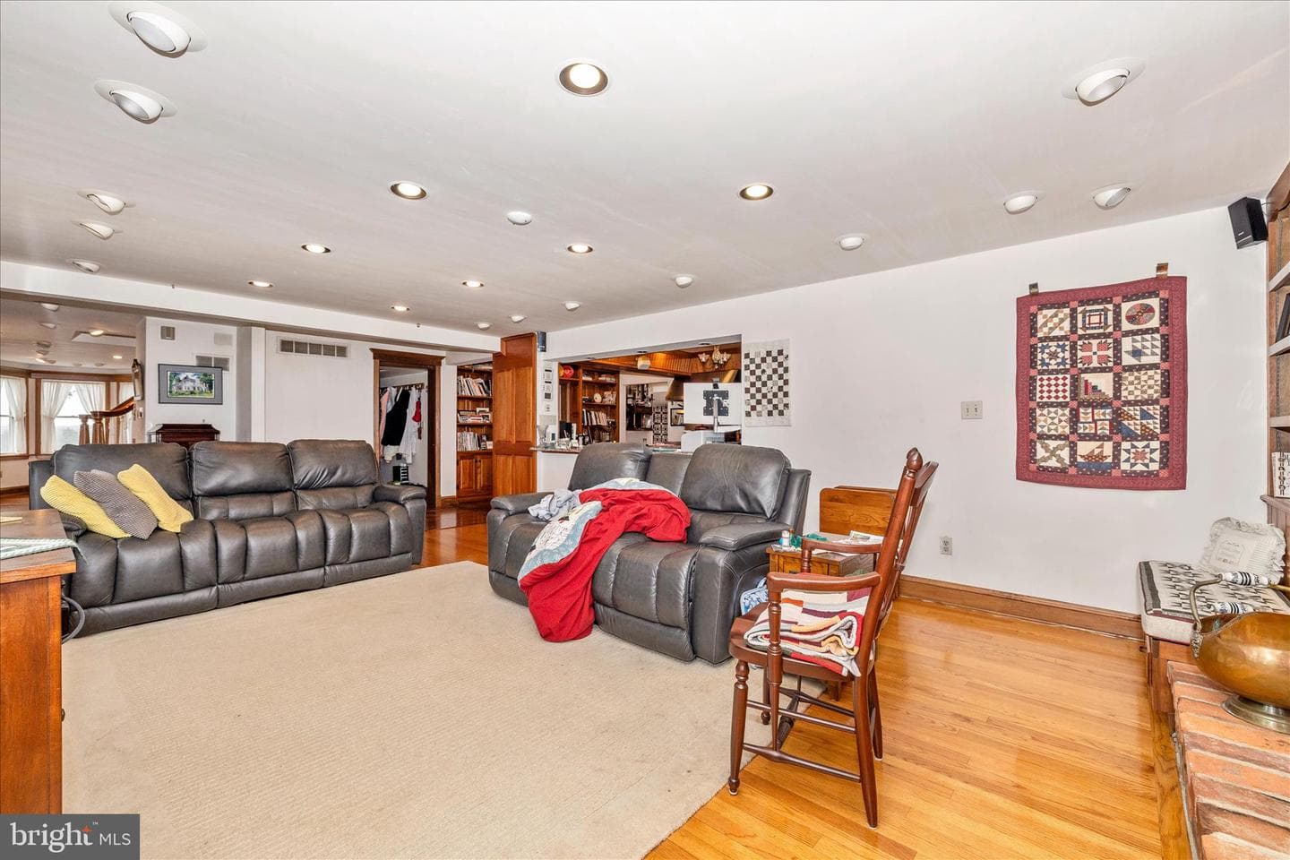 806 Park Avenue photo 36