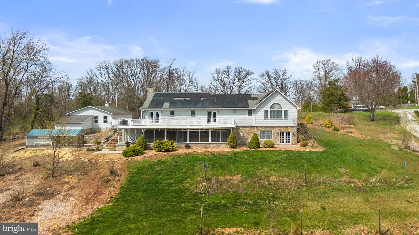 2615 Tyrone Road photo 4