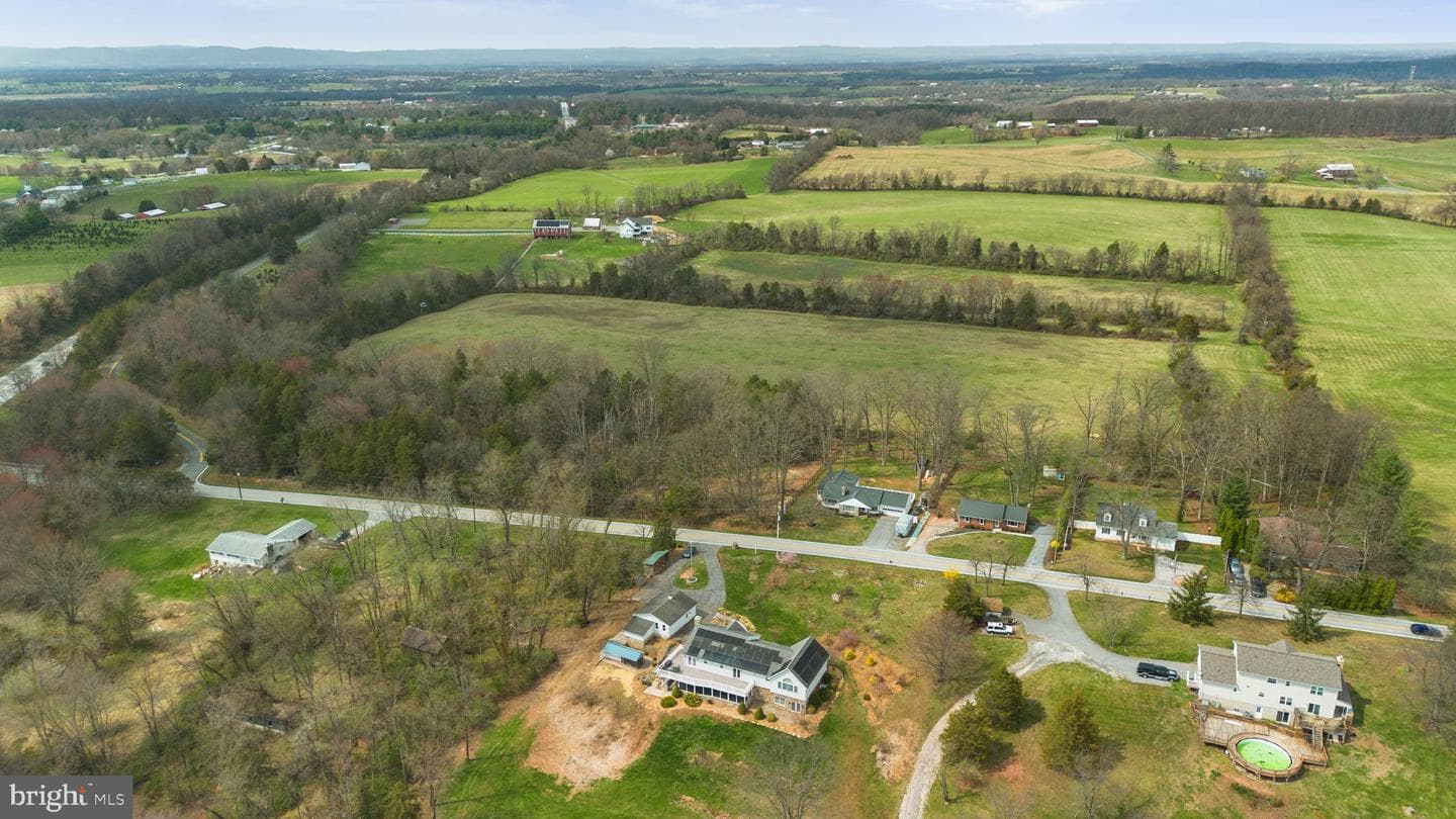 2615 Tyrone Road photo 53