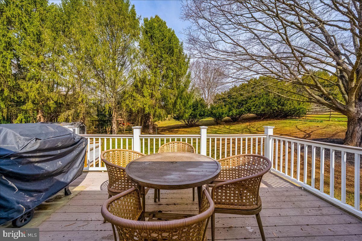 2536 Sandymount Road photo 35