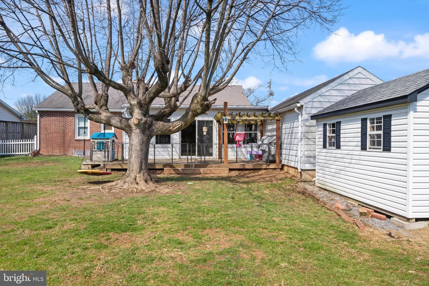4207 Ralph Avenue photo 28