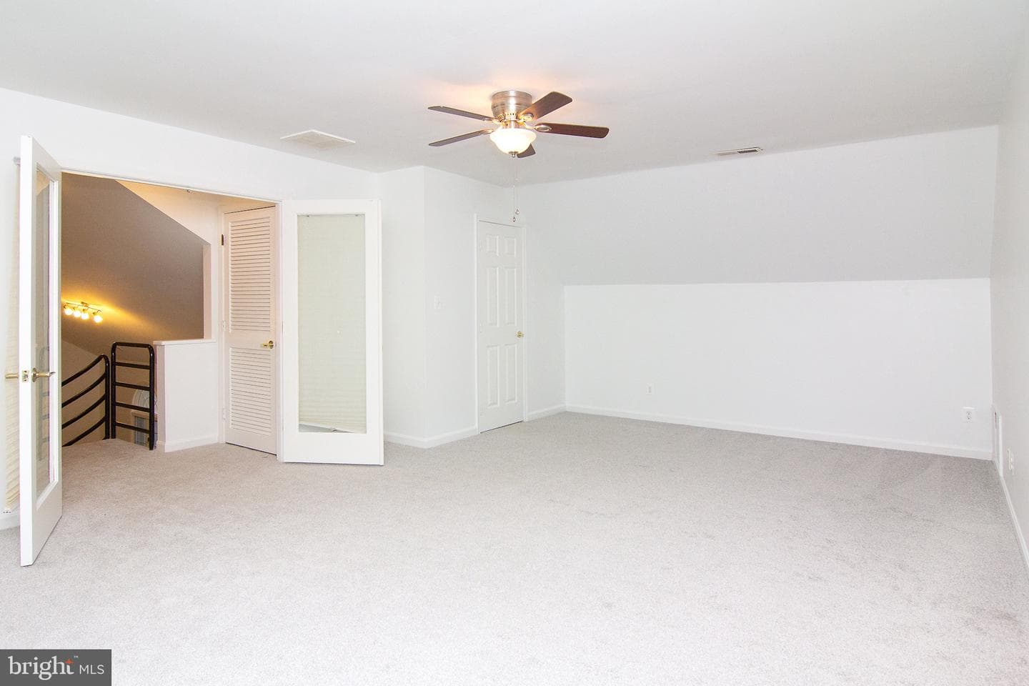 3808 Falls Road photo 9