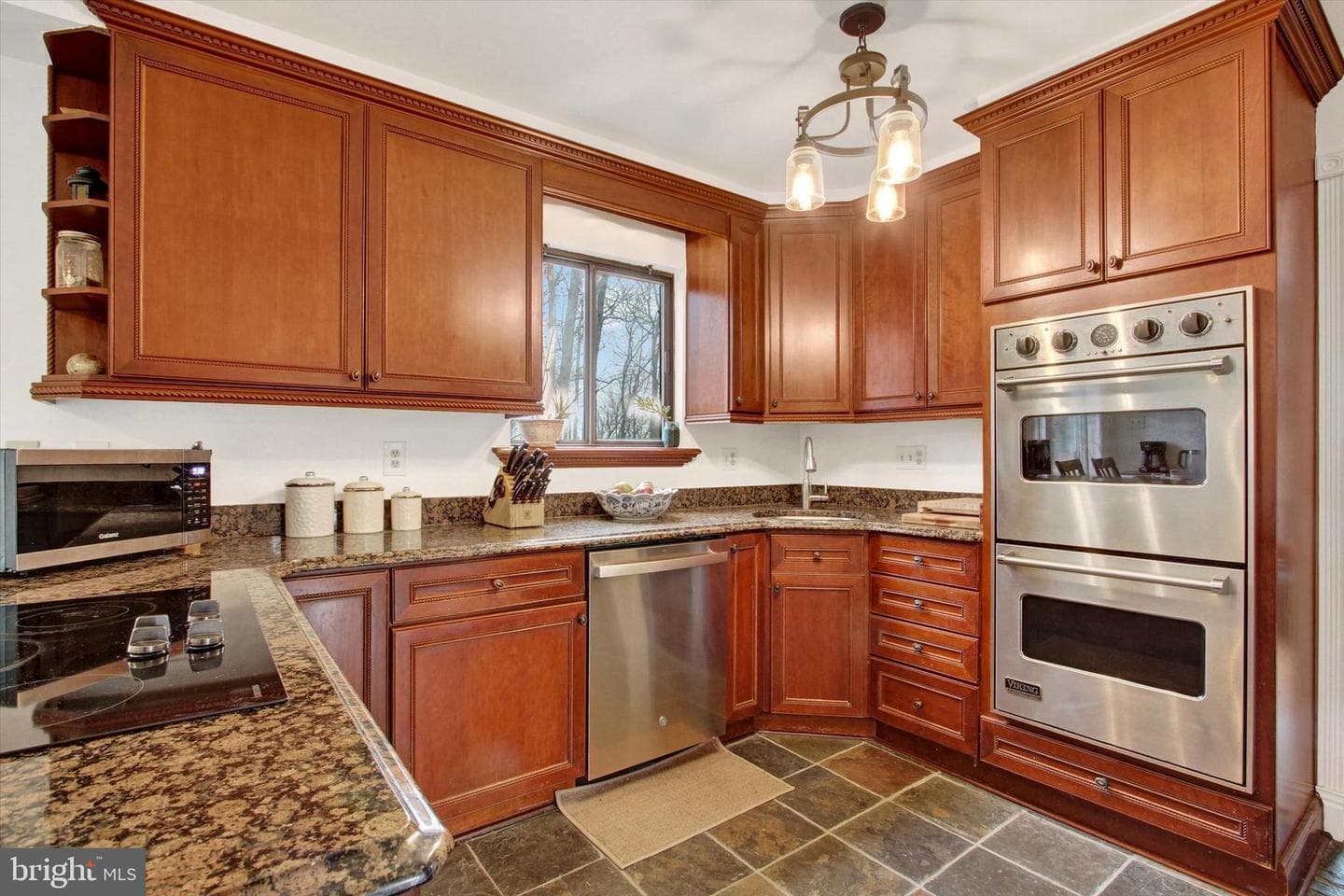 308 Winsome Drive photo 11