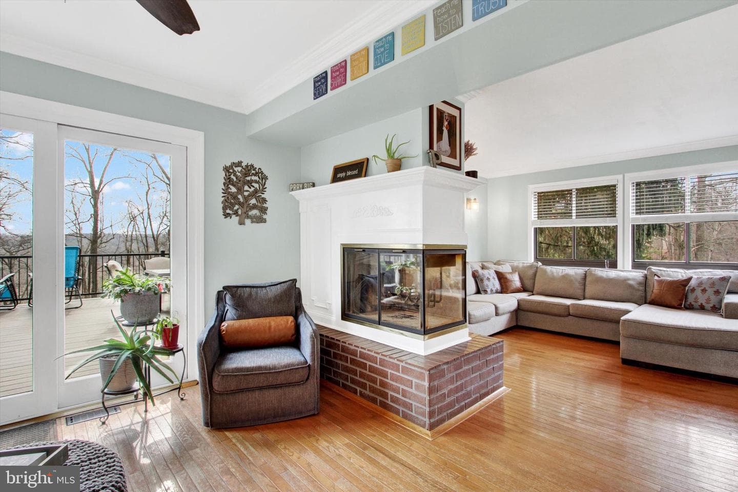 308 Winsome Drive photo 7