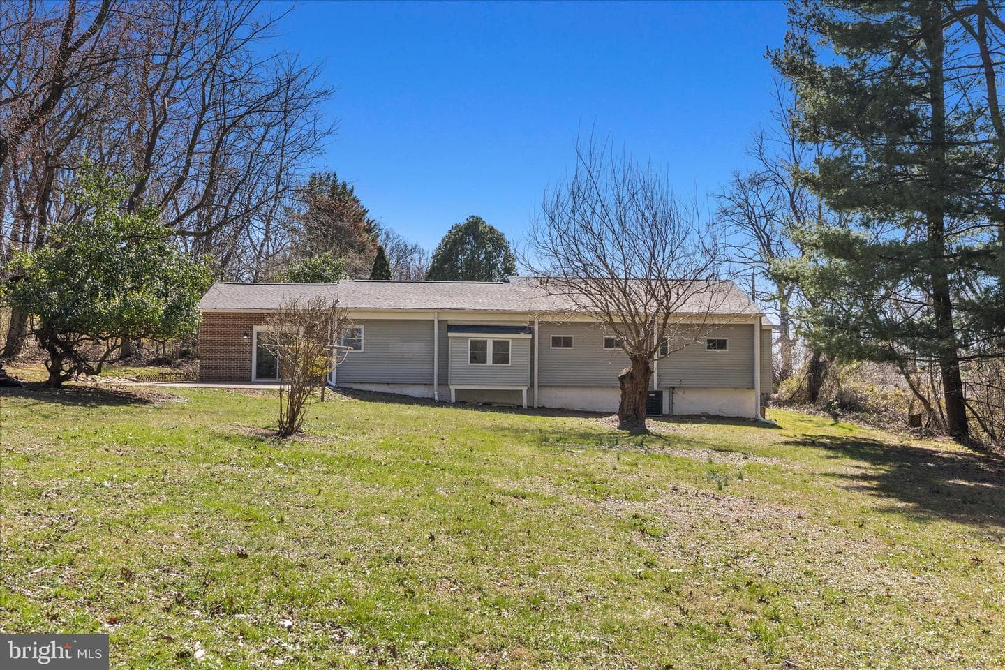 108 Franklin Avenue photo 41