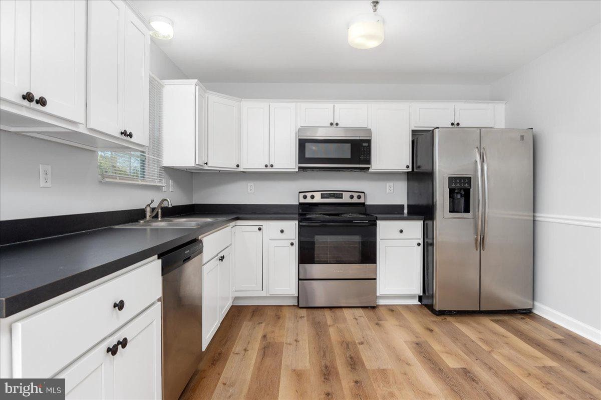 334 E Baltimore Street photo 5
