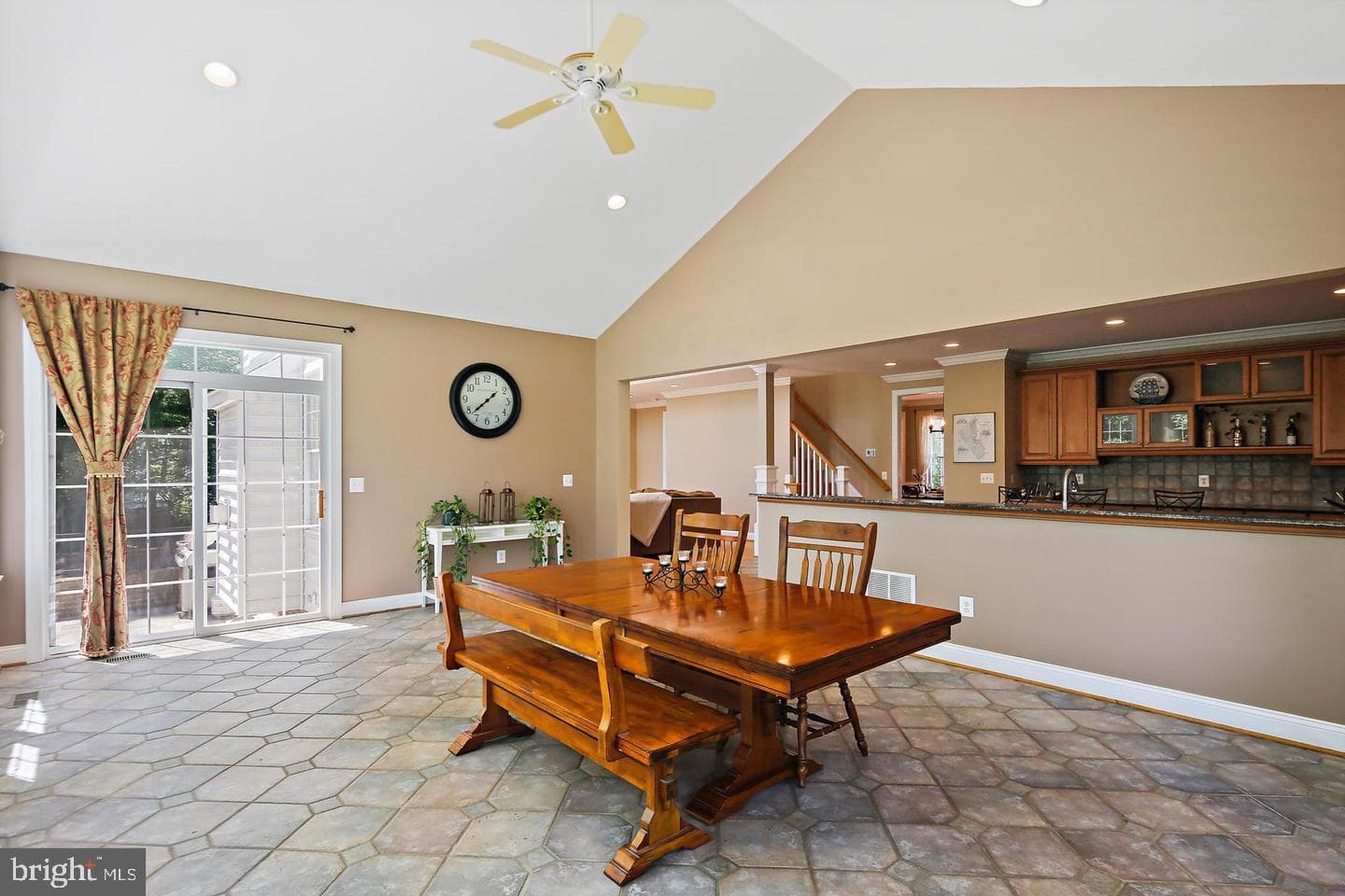 7307 Morgan Road photo 10