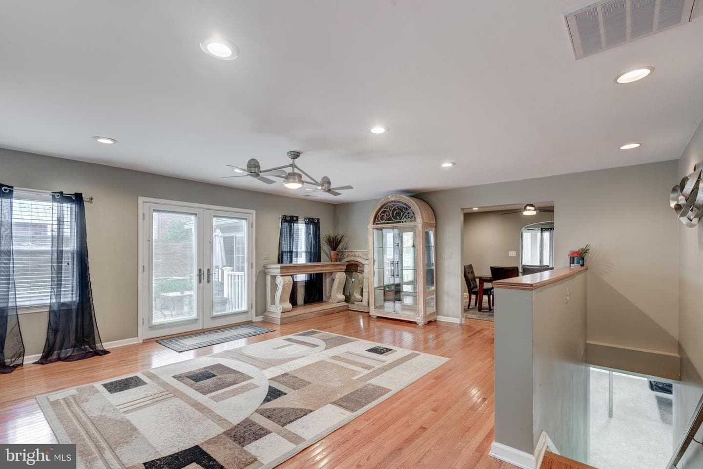 2106 Spencer Lane photo 20