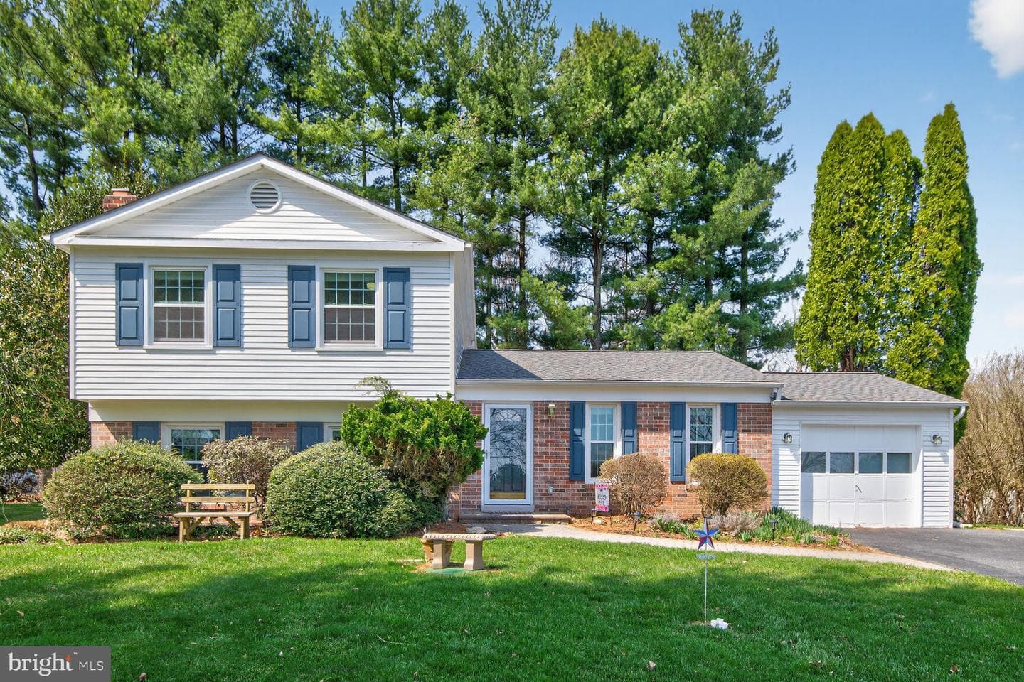5382 View Point Court