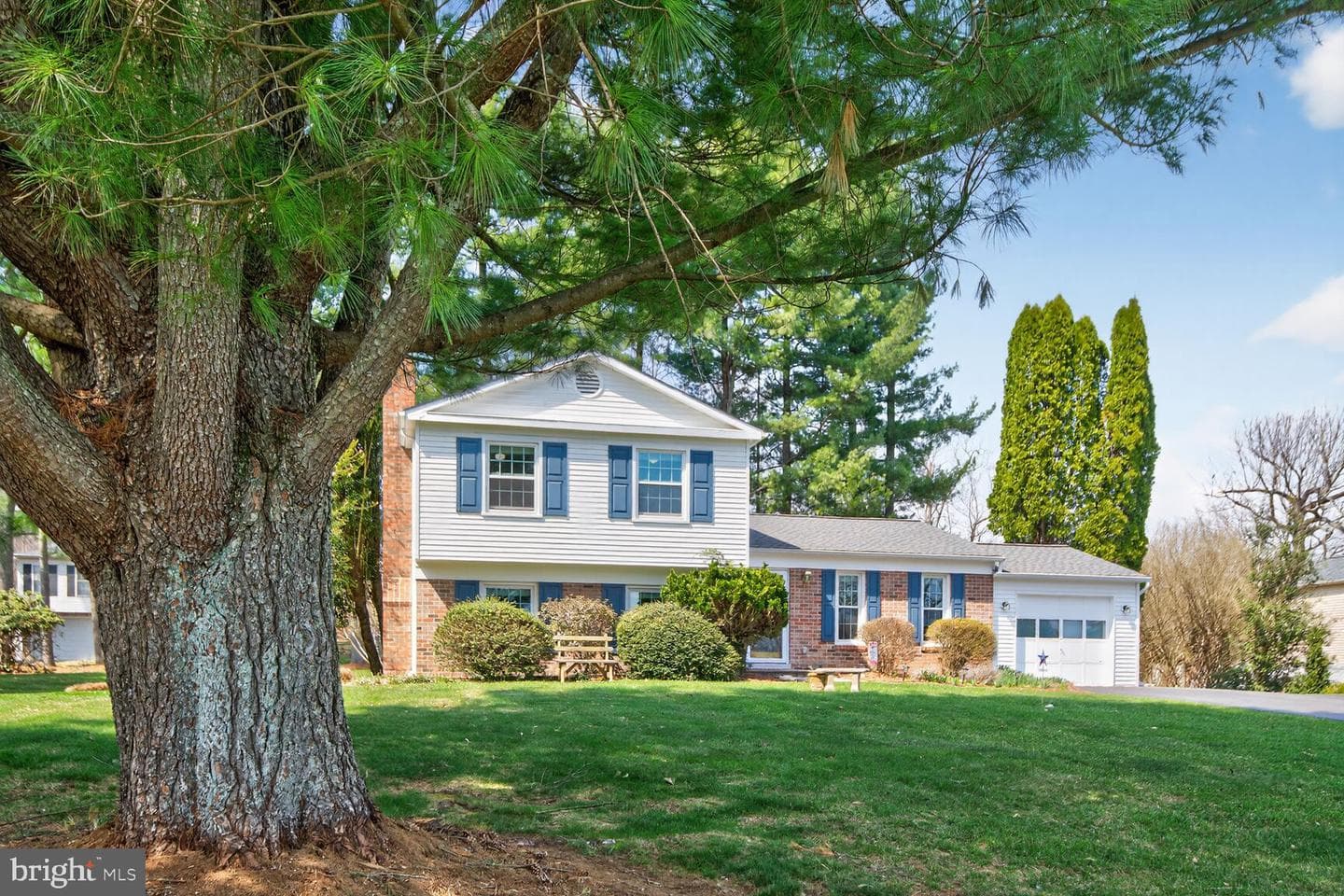5382 View Point Court photo 32