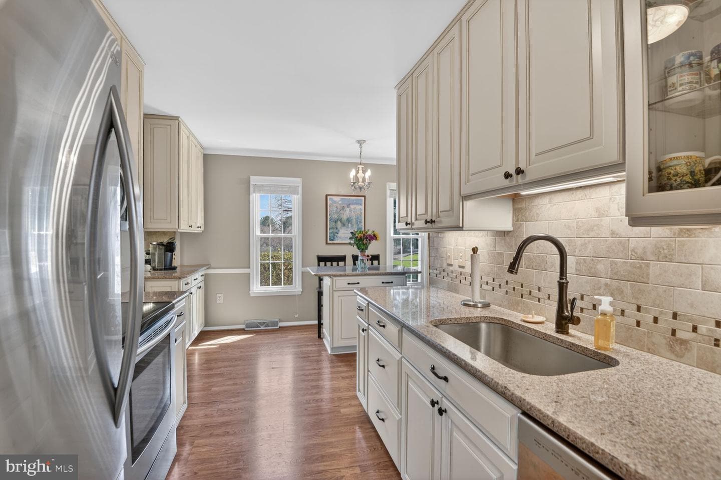 5382 View Point Court photo 4