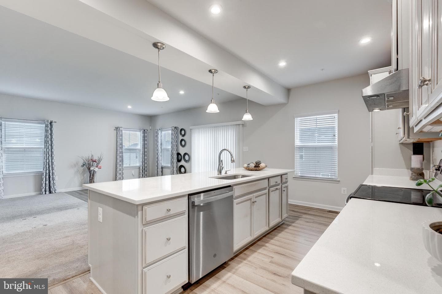 112 Sherman Way photo 15