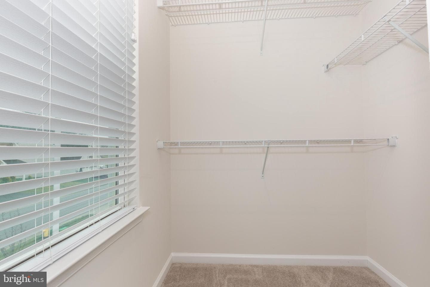 112 Sherman Way photo 35