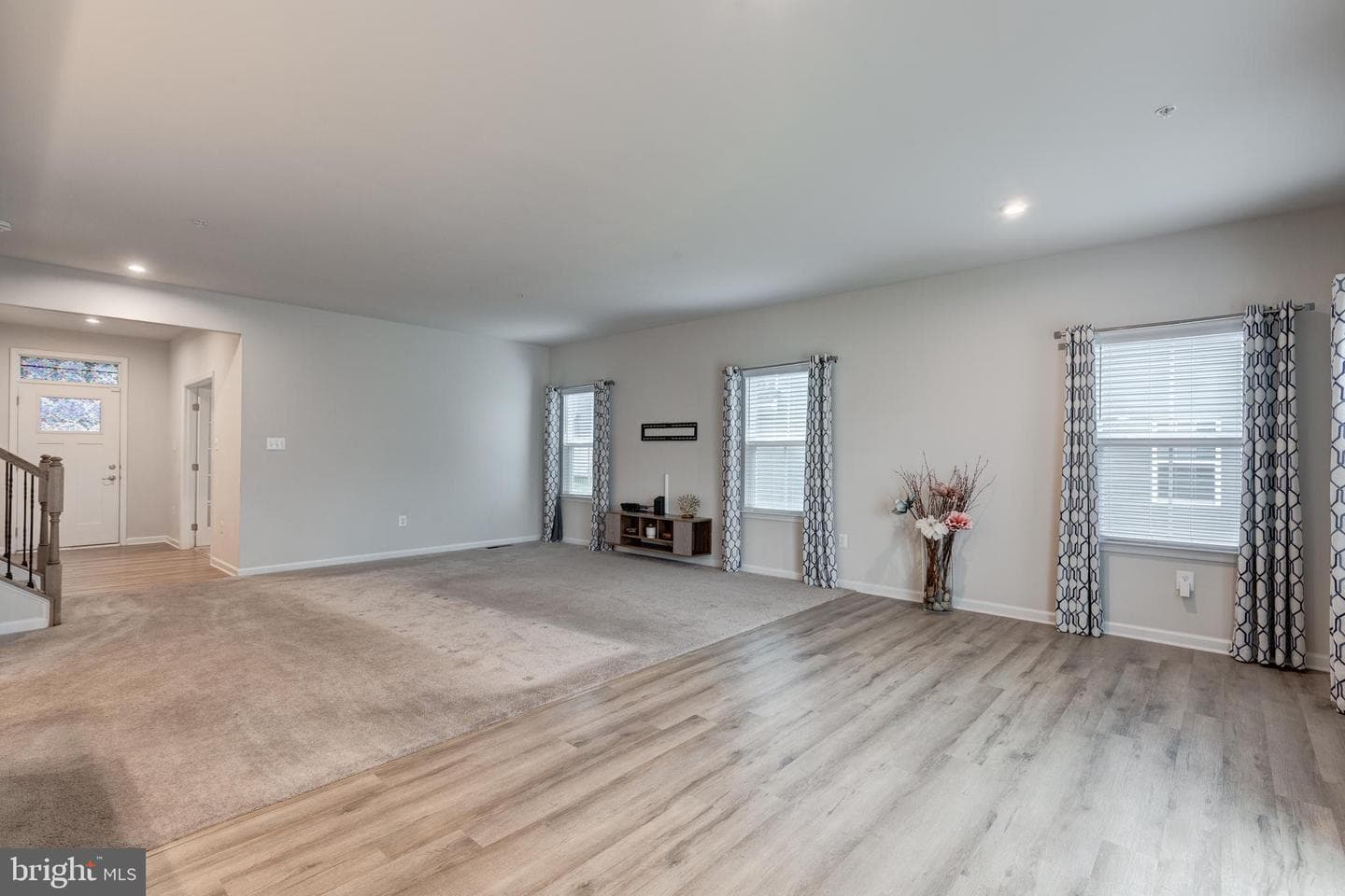 112 Sherman Way photo 8